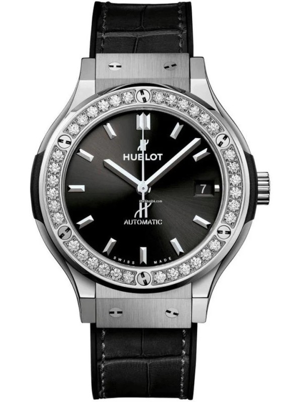 HUBLOT Classic Fusion 565.NX.1470.LR.1204